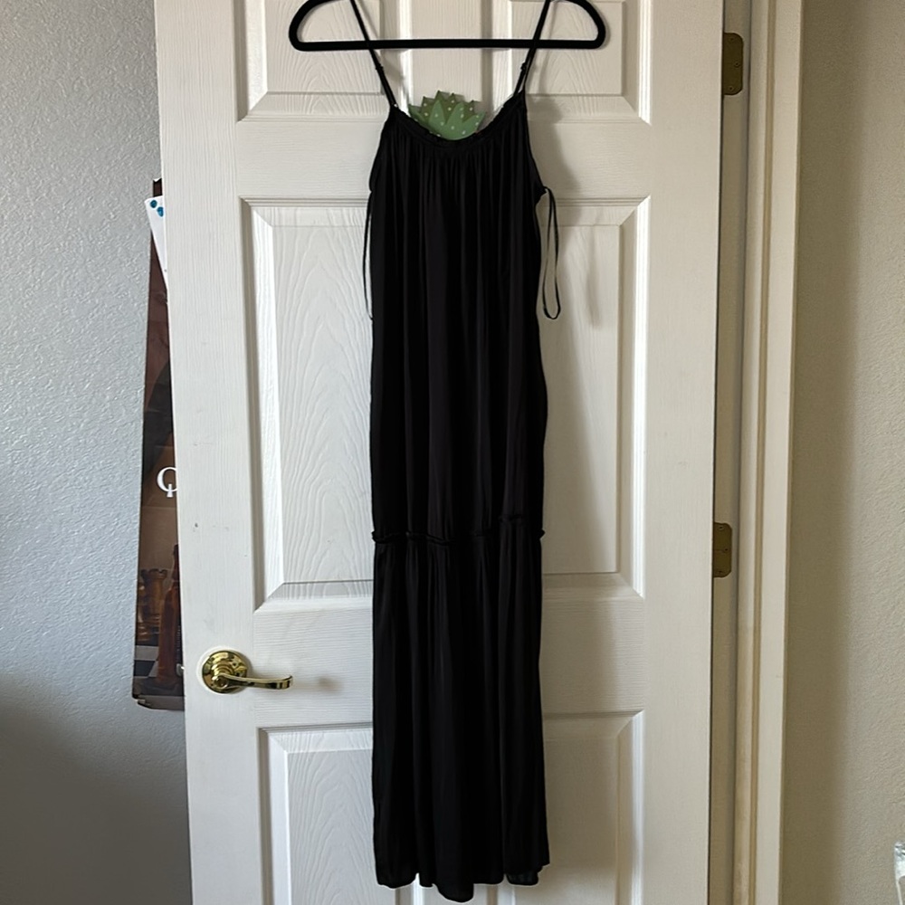 primark knee length flowy black dress